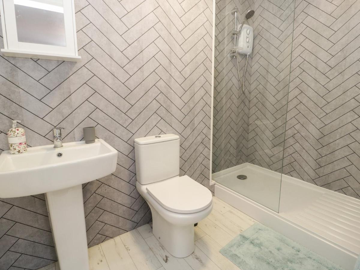 50a Lloyd Street West Holiday home *